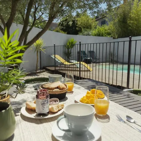 Cosy 90 M Family Nest With Pool And Garden Holiday home Carcassonne